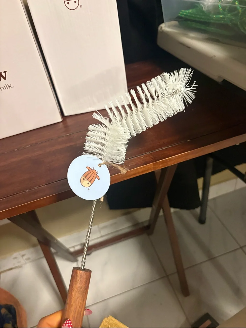 almond cow white cleaning
